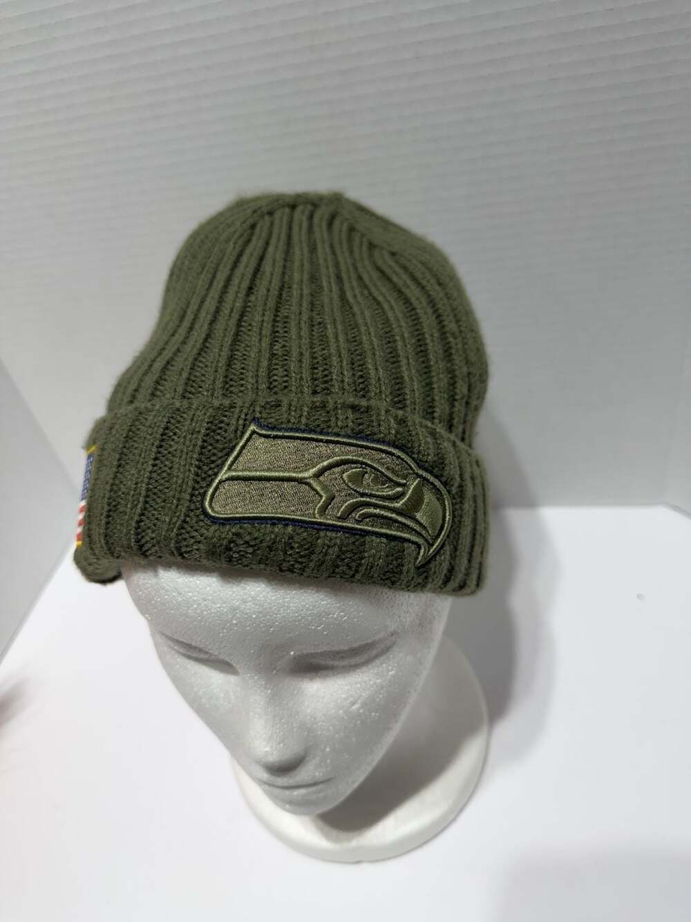 Authentic New Era Seattle Seahawks On Field Sport Knit Beanie Cold Weather Hat